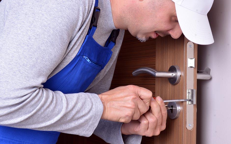 serrurier serrurerie metal maintenance Aubagne